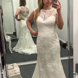 Wedding Dress Casablanca 2198 Size 6